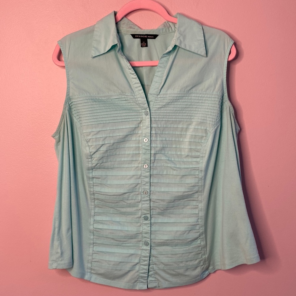 🎉HP🎉Zac & Rachel - Pleated Button up, sleeveless, v-neck cyan blue top Size 2X